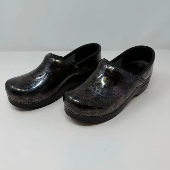 Dansko Professional Clogs Women's 37 Lightning Black Nursing Shoe - Picture 2 of 16